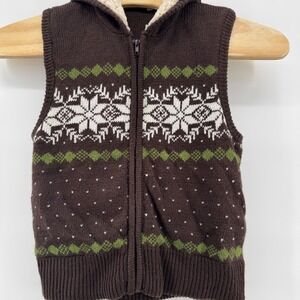 Tiara Cozy Brown Fair Isle Snowflake Sherpa Lined Hooded Vest Sweater Knit L